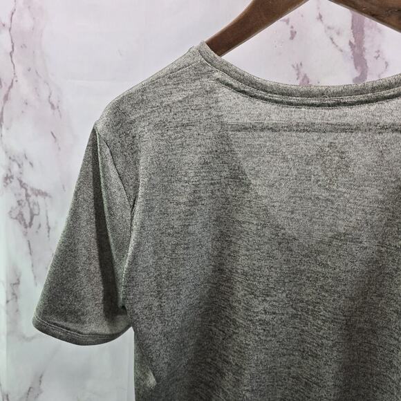 Anthropologie Shirt Womens XS Blouse Tee Silver Shimmer Metallic V Neck Pilcro - Picture 6 of 10